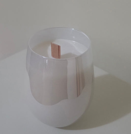 Serenus Spa Large cocosoy candle in a pearlised glass jar with white wax and a wooden wick.
